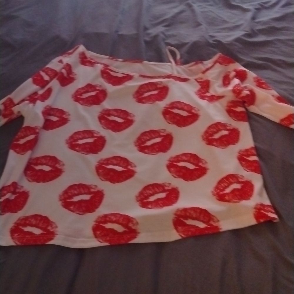 White woman's top with lips very nice